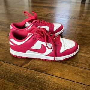 Nike Women's Sneakers Red and White